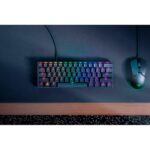 Razer Huntsman Mini (RZ03-03392900-R311) Black Clicky Optical Switch Purple (1)